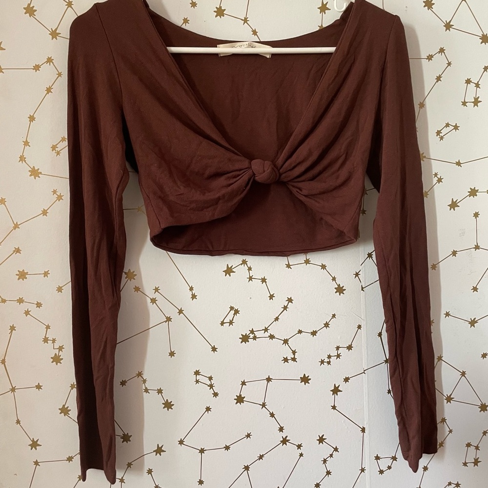Brown front Knot crop top 🤎